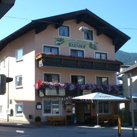 Gasthof Wildschoenauer Bahnhof ورغل المظهر الخارجي الصورة