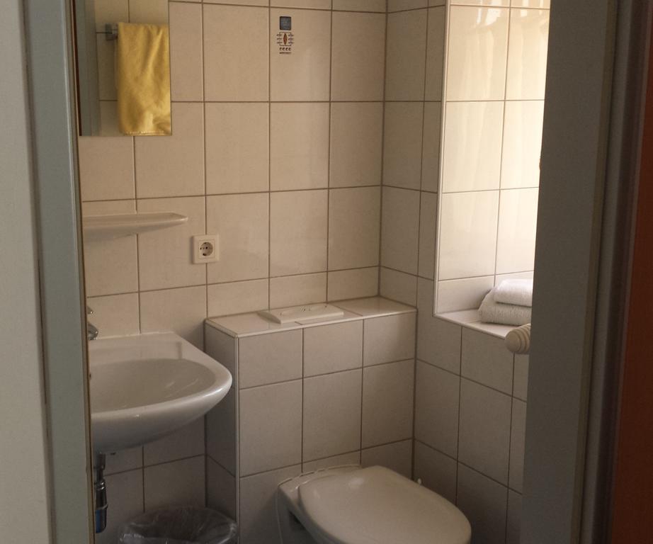 Gasthof Wildschoenauer Bahnhof ورغل الغرفة الصورة